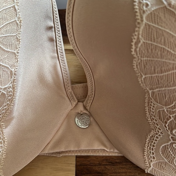 Embellished plunge underwire Wonderbra size 44DDD - Picture 4 of 9